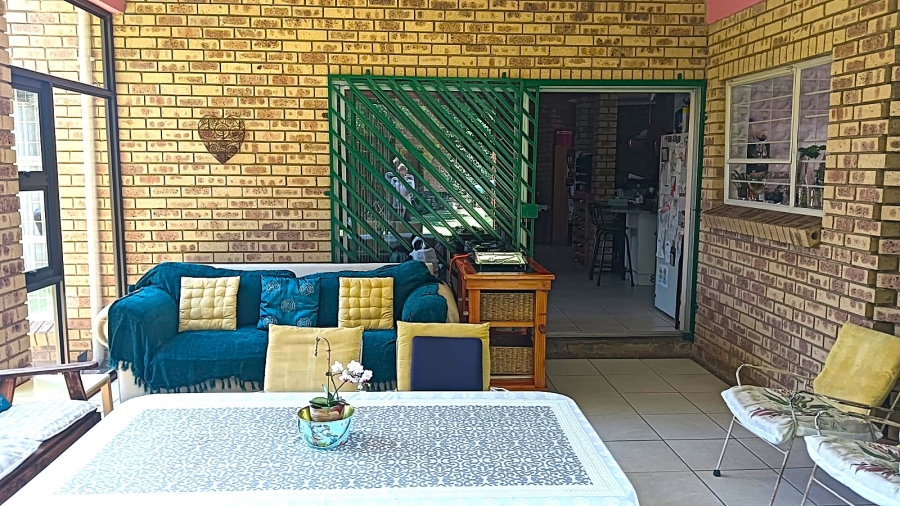 4 Bedroom Property for Sale in Edleen Gauteng