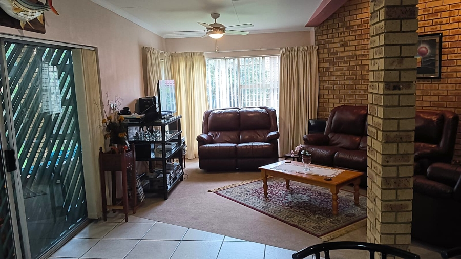 4 Bedroom Property for Sale in Edleen Gauteng