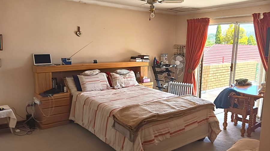 4 Bedroom Property for Sale in Edleen Gauteng