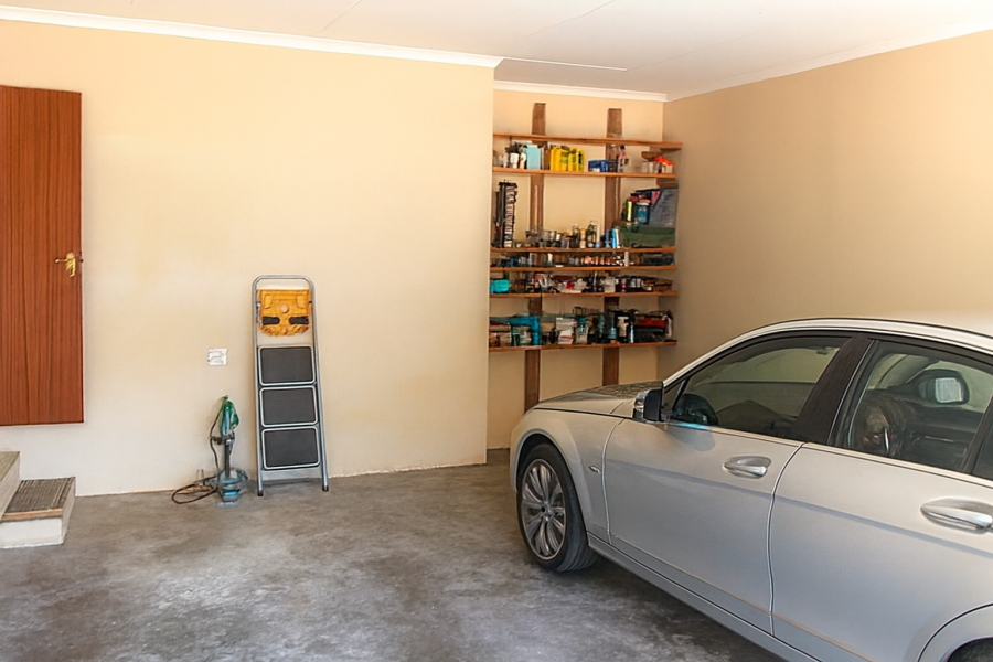 4 Bedroom Property for Sale in Edleen Gauteng