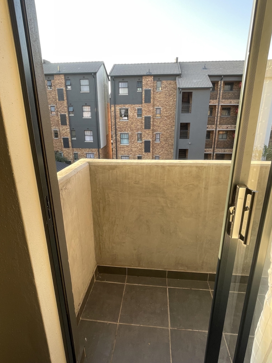 2 Bedroom Property for Sale in Pretoria North Gauteng