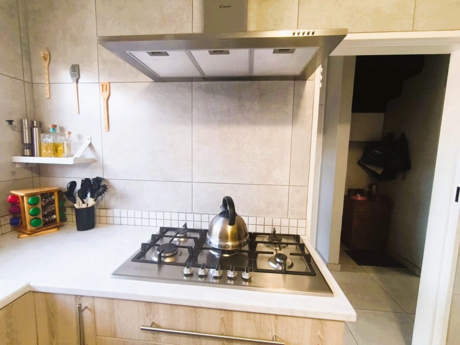 3 Bedroom Property for Sale in Brackenhurst Gauteng