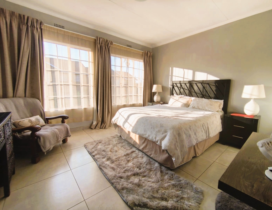3 Bedroom Property for Sale in Brackenhurst Gauteng