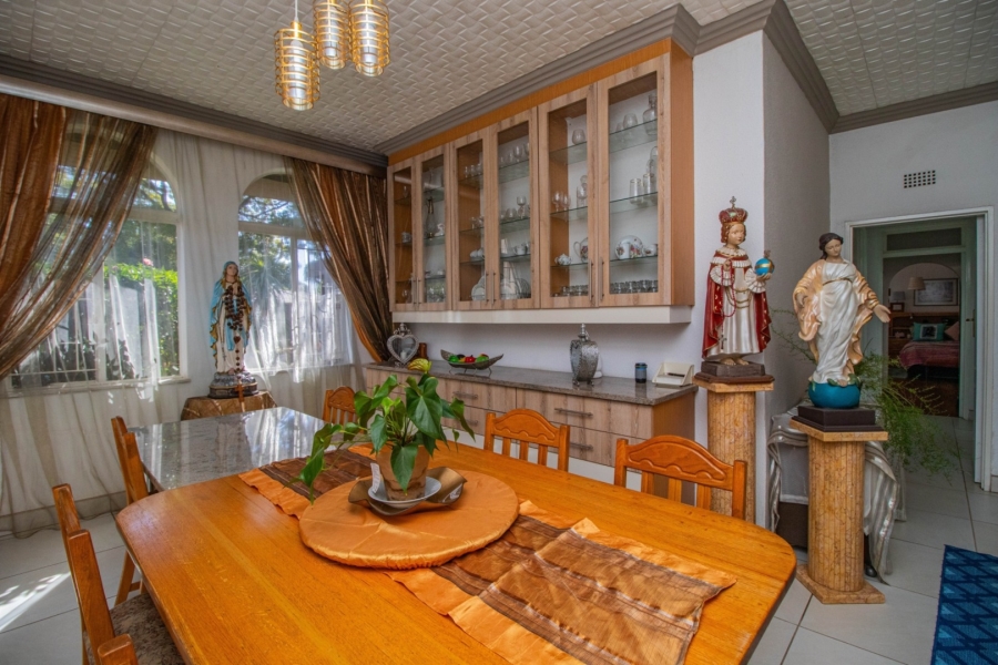 4 Bedroom Property for Sale in Glen Marais Gauteng