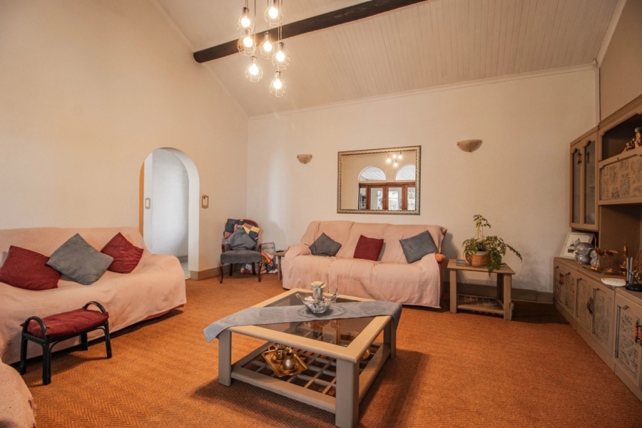 4 Bedroom Property for Sale in Glen Marais Gauteng