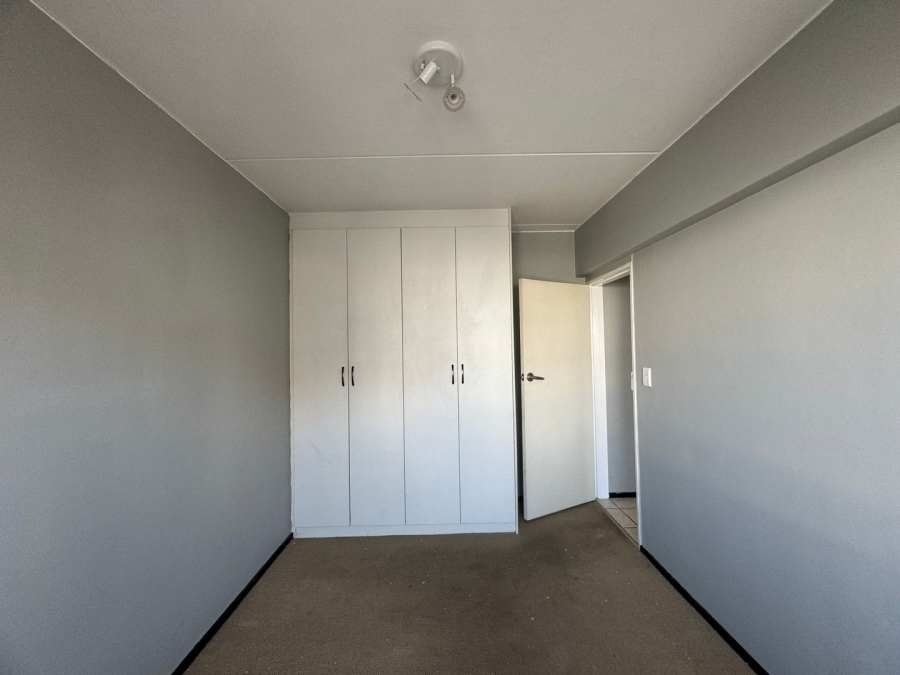 To Let 2 Bedroom Property for Rent in Bardene Gauteng