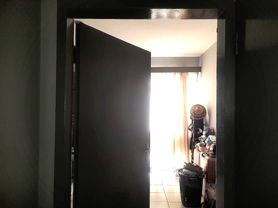 1 Bedroom Property for Sale in Johannesburg Central Gauteng