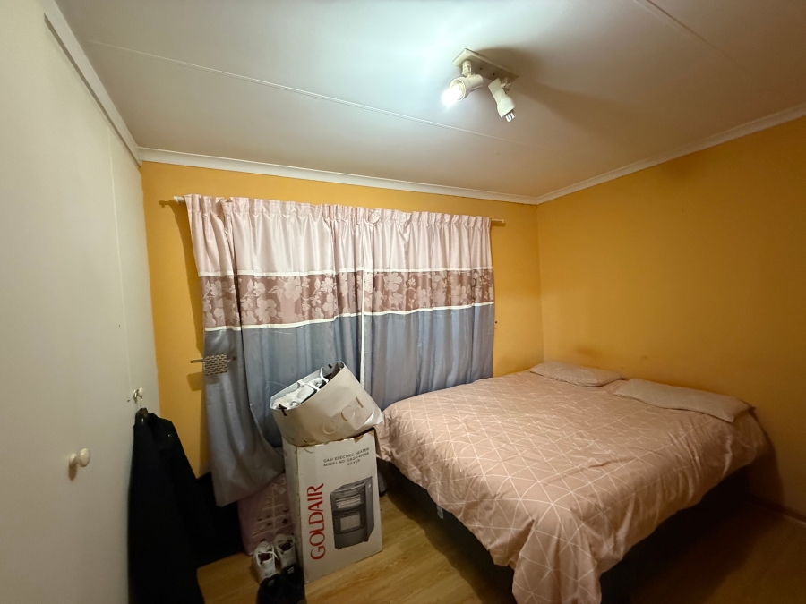 3 Bedroom Property for Sale in Carenvale Gauteng