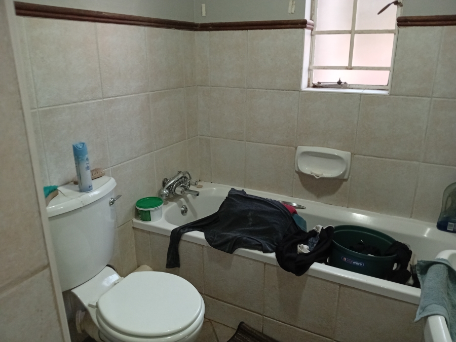 2 Bedroom Property for Sale in Olympus AH Gauteng