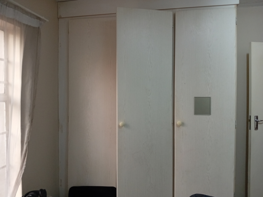 2 Bedroom Property for Sale in Olympus AH Gauteng