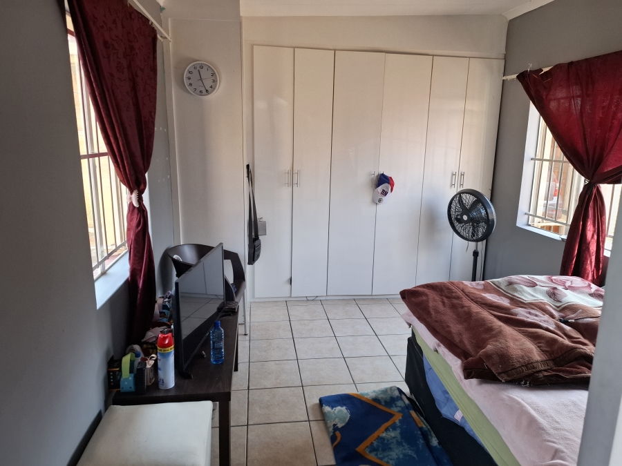3 Bedroom Property for Sale in Edleen Gauteng