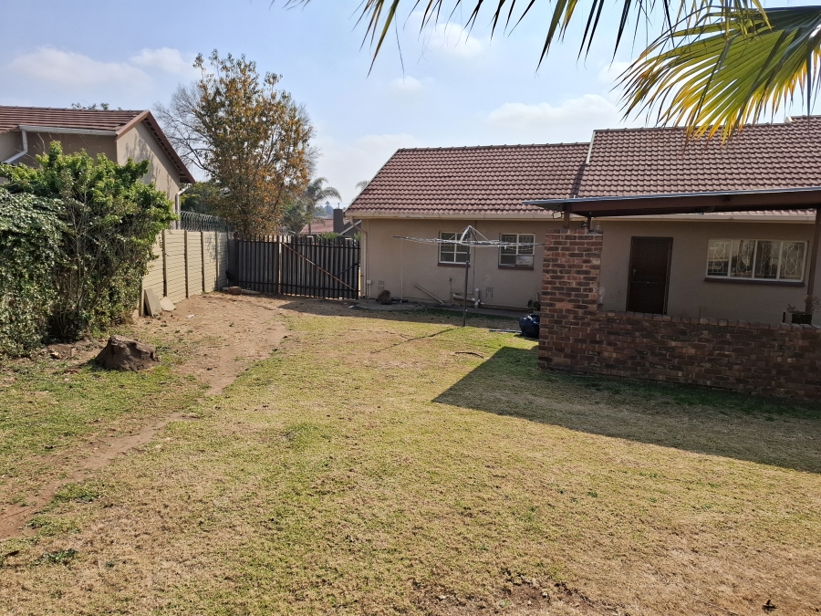 3 Bedroom Property for Sale in Edleen Gauteng