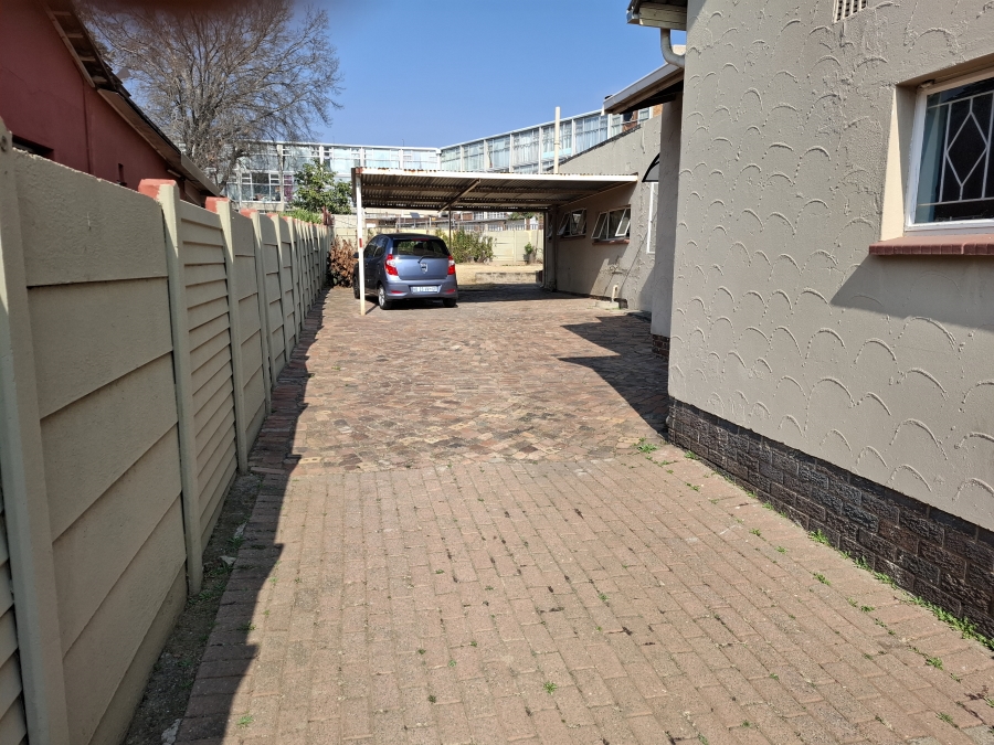 3 Bedroom Property for Sale in Edleen Gauteng