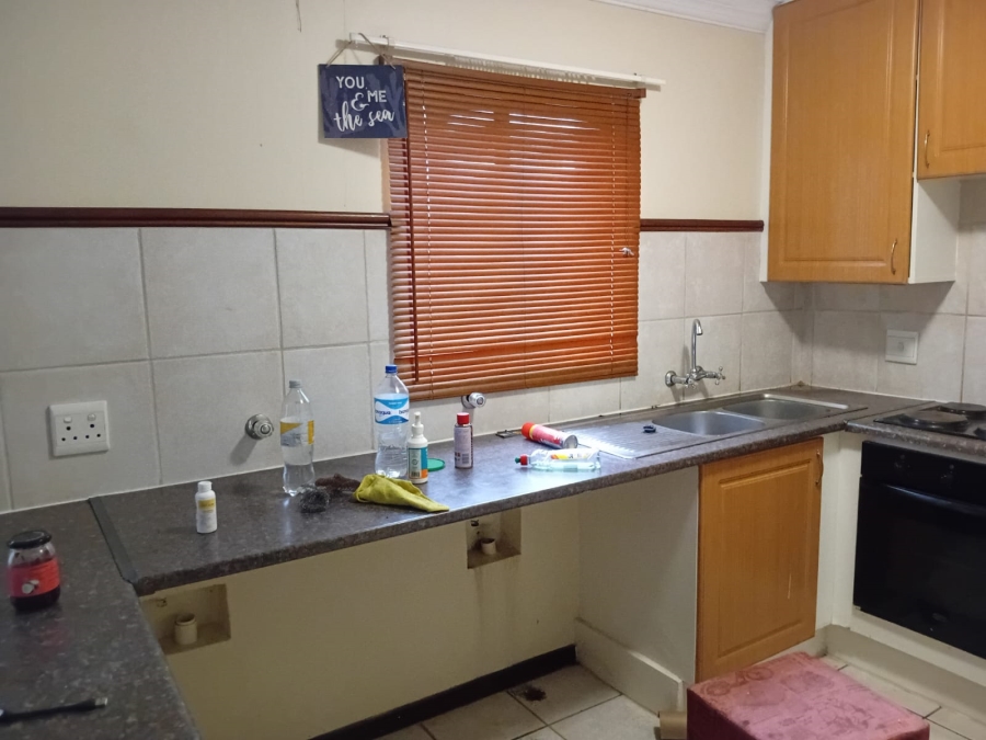 To Let 2 Bedroom Property for Rent in Die Hoewes Gauteng
