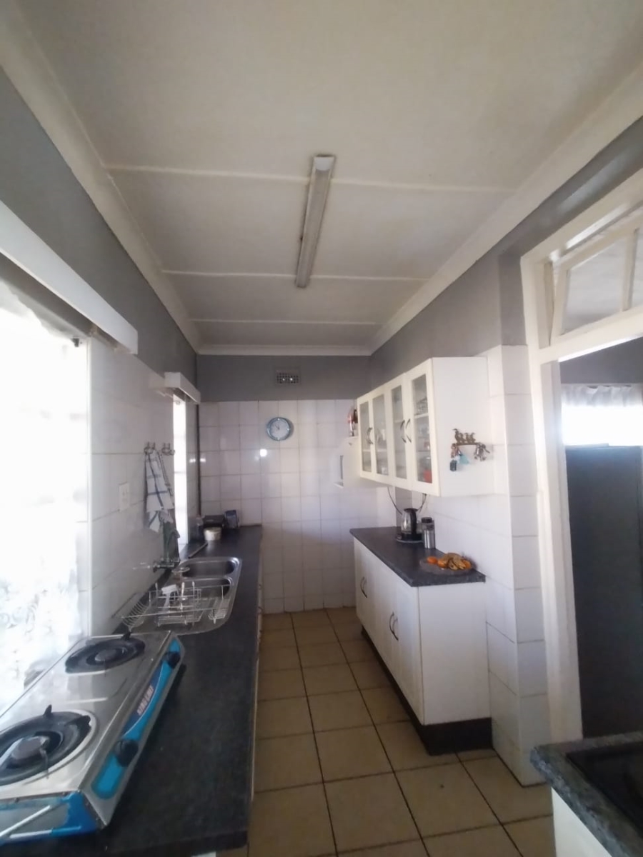 4 Bedroom Property for Sale in Wentworth Park Gauteng