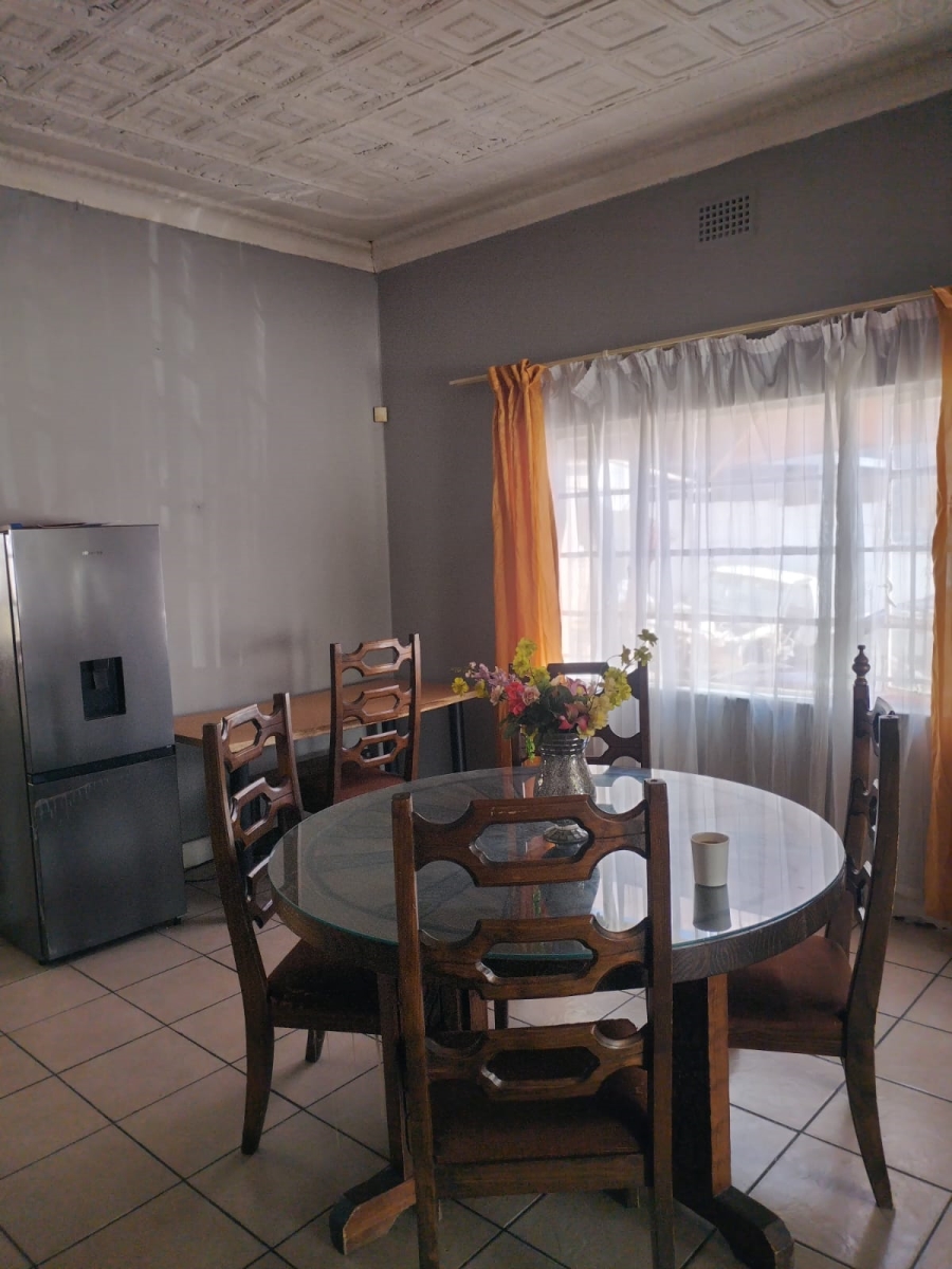 4 Bedroom Property for Sale in Wentworth Park Gauteng