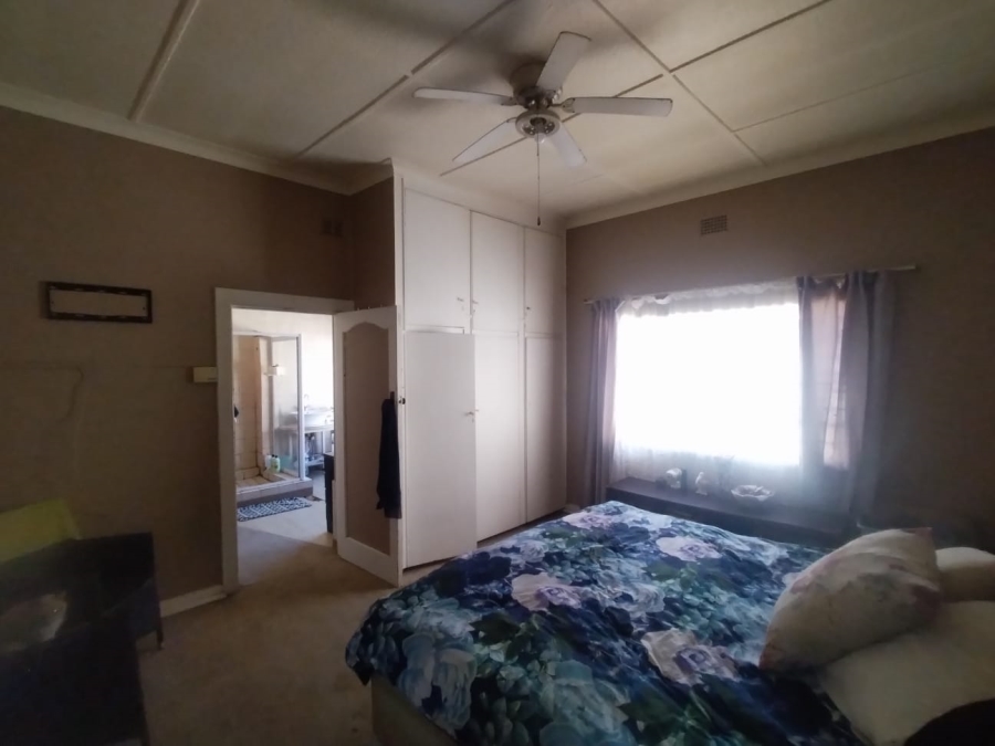4 Bedroom Property for Sale in Wentworth Park Gauteng