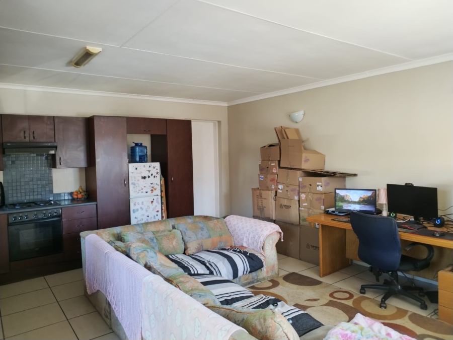 4 Bedroom Property for Sale in Wentworth Park Gauteng