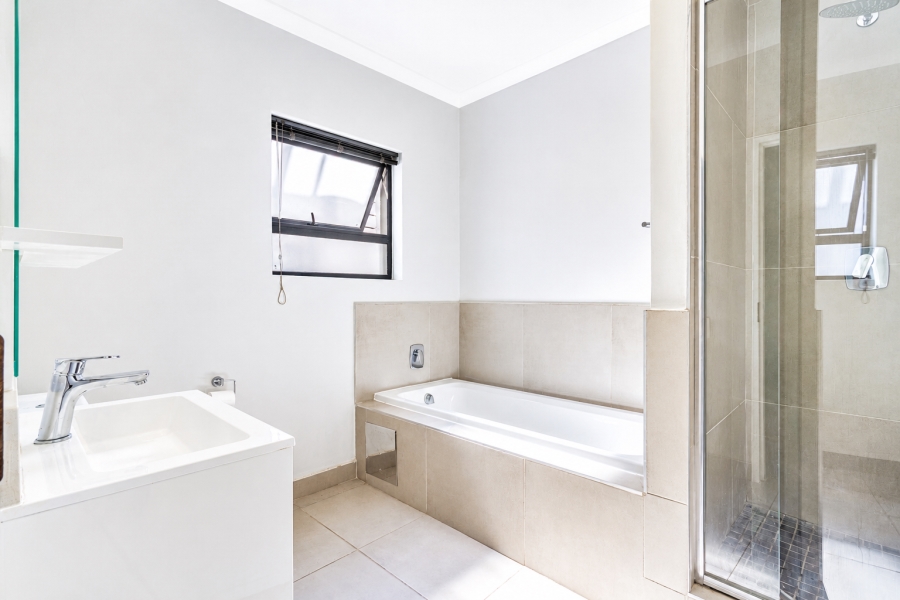 To Let 2 Bedroom Property for Rent in Morningside Gauteng