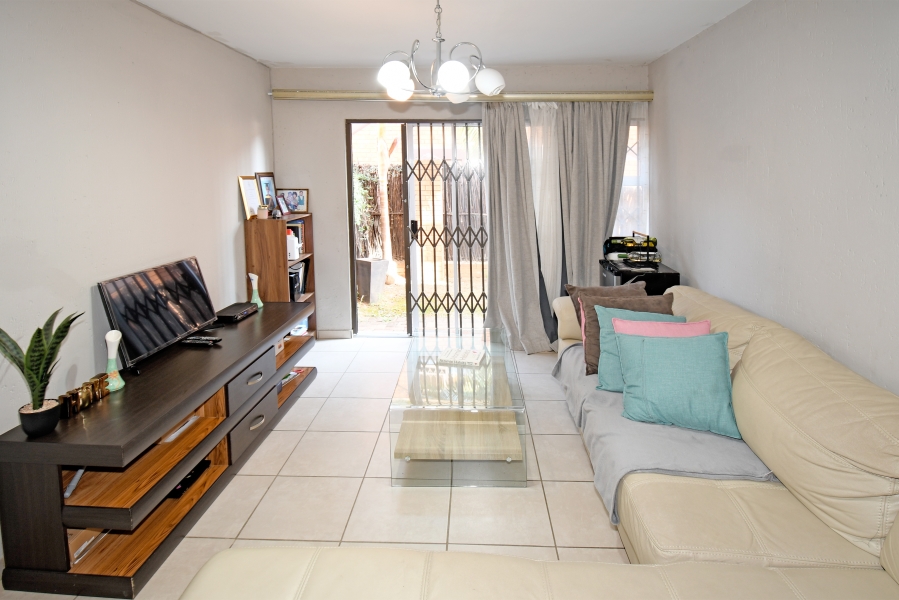 2 Bedroom Property for Sale in Lyndhurst Gauteng