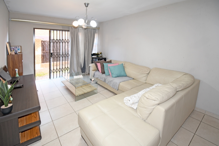 2 Bedroom Property for Sale in Lyndhurst Gauteng