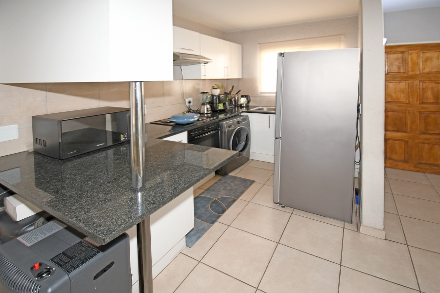 2 Bedroom Property for Sale in Lyndhurst Gauteng