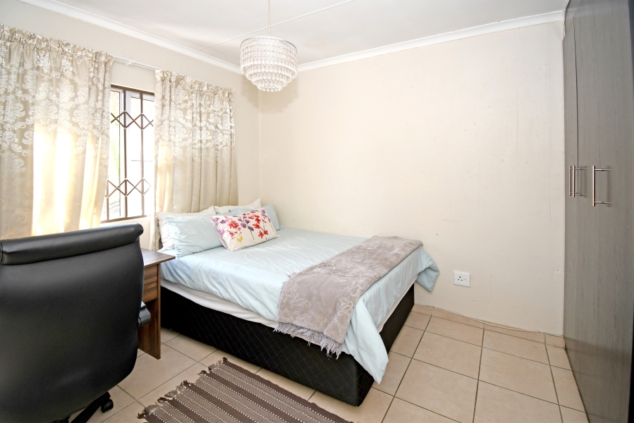 2 Bedroom Property for Sale in Lyndhurst Gauteng