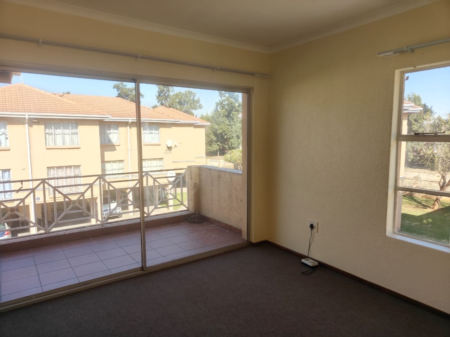 To Let 2 Bedroom Property for Rent in Three Rivers Proper Gauteng