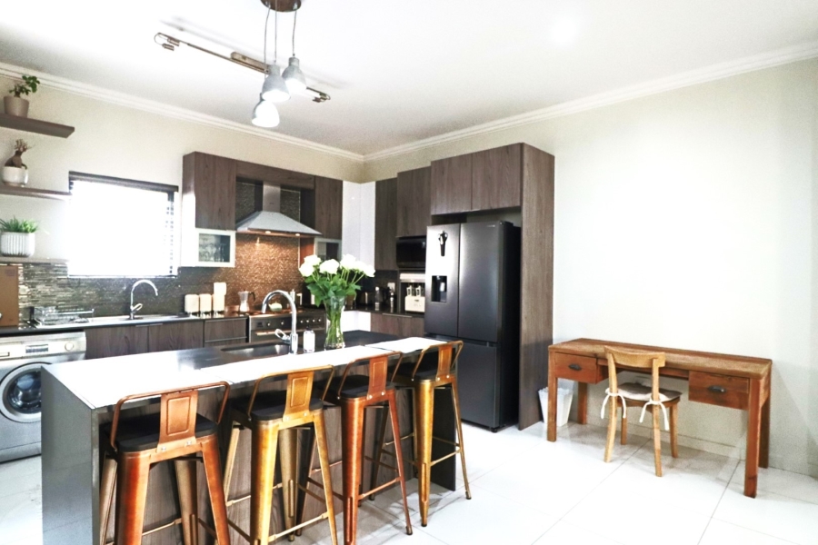 3 Bedroom Property for Sale in Bryanston Gauteng