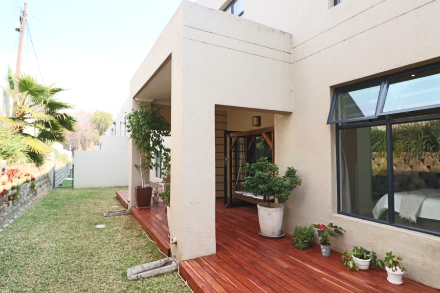 3 Bedroom Property for Sale in Bryanston Gauteng