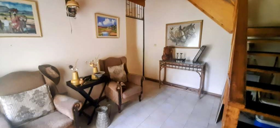 7 Bedroom Property for Sale in Bredell Gauteng