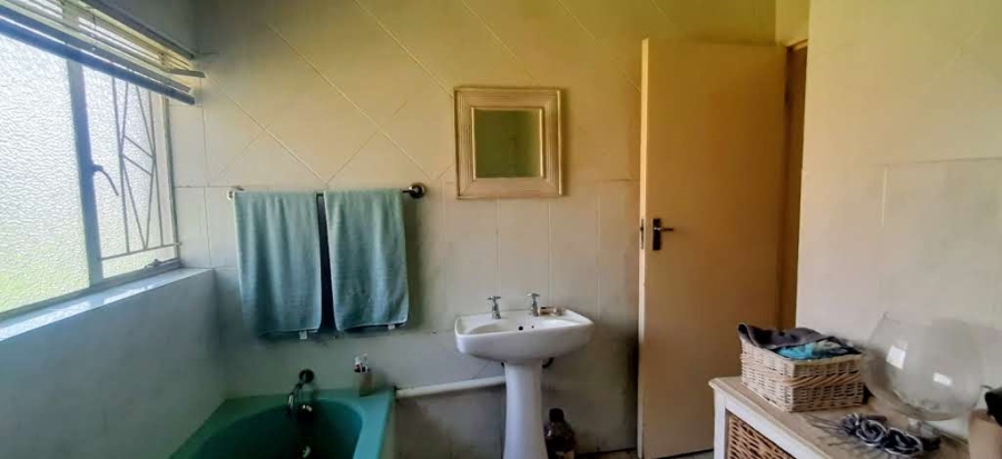 7 Bedroom Property for Sale in Bredell Gauteng