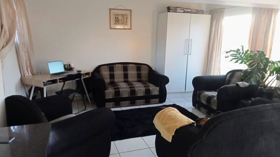 7 Bedroom Property for Sale in Bredell Gauteng