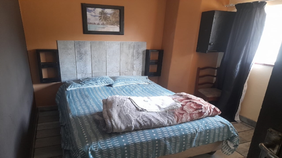 6 Bedroom Property for Sale in Vanderbijlpark CW 2 Gauteng