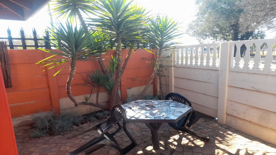 10 Bedroom Property for Sale in Vanderbijlpark CW 2 Gauteng