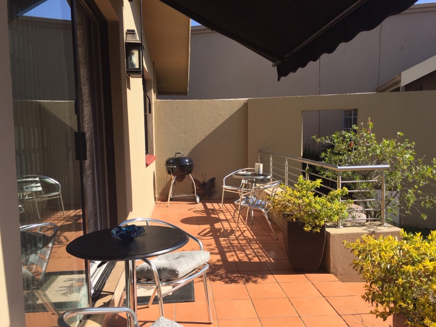 To Let 2 Bedroom Property for Rent in Bedfordview Gauteng