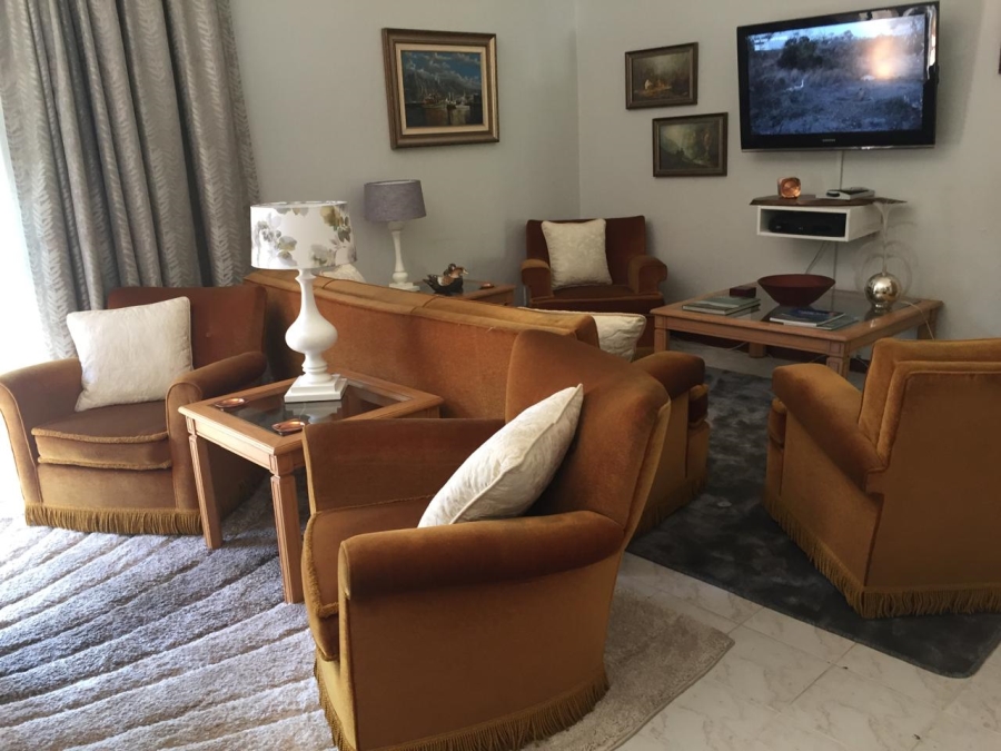 To Let 2 Bedroom Property for Rent in Bedfordview Gauteng