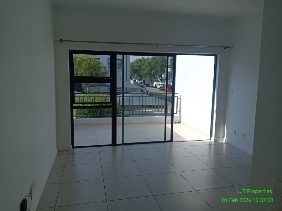 To Let 1 Bedroom Property for Rent in Greenstone Hill Gauteng