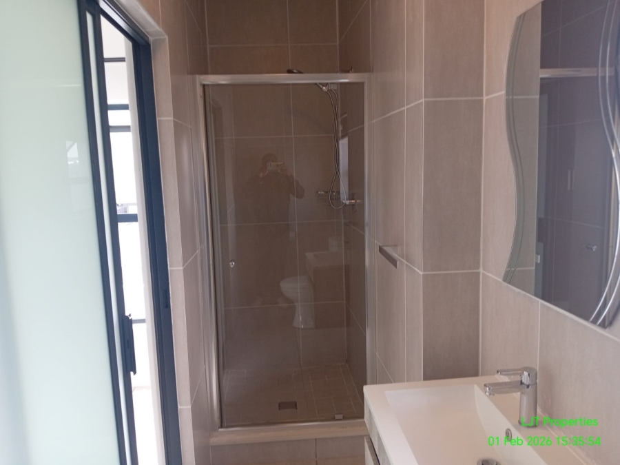 To Let 1 Bedroom Property for Rent in Greenstone Hill Gauteng