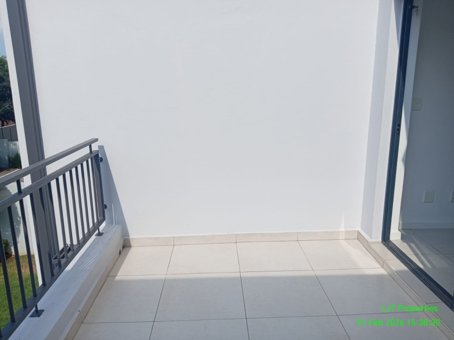 To Let 1 Bedroom Property for Rent in Greenstone Hill Gauteng