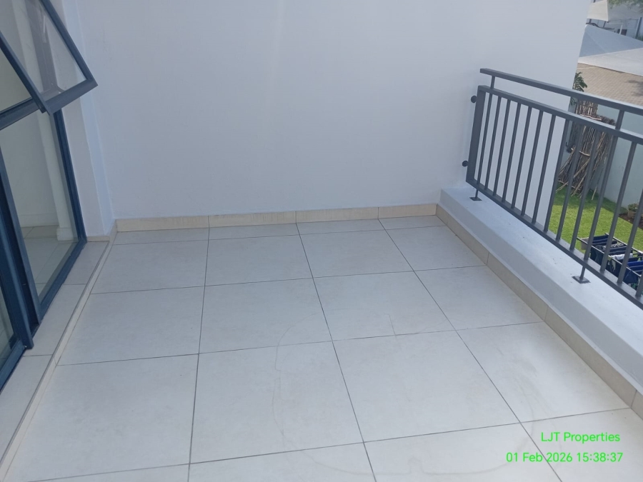 To Let 1 Bedroom Property for Rent in Greenstone Hill Gauteng