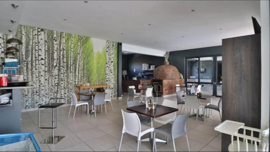 To Let 1 Bedroom Property for Rent in Greenstone Hill Gauteng