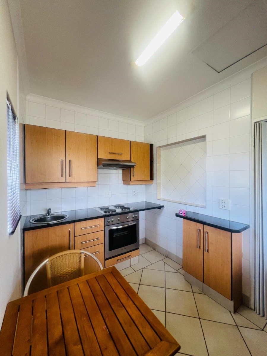 1 Bedroom Property for Sale in Wendywood Gauteng