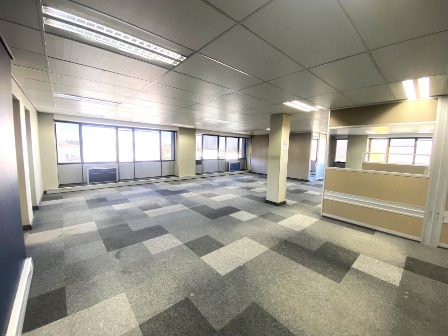 Commercial Property for Sale in Randjespark Gauteng