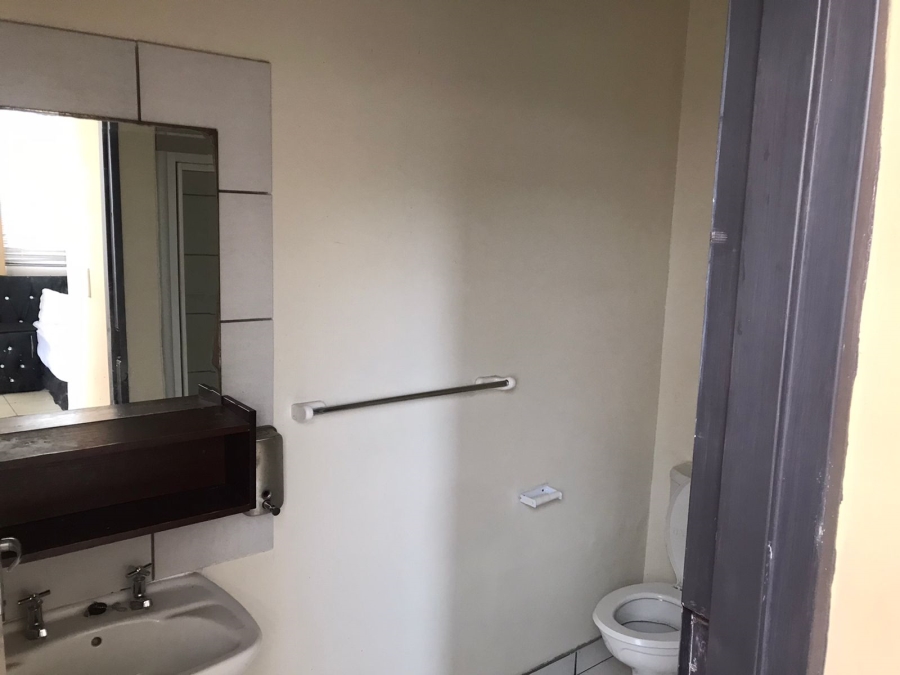 1 Bedroom Property for Sale in Braamfontein Gauteng