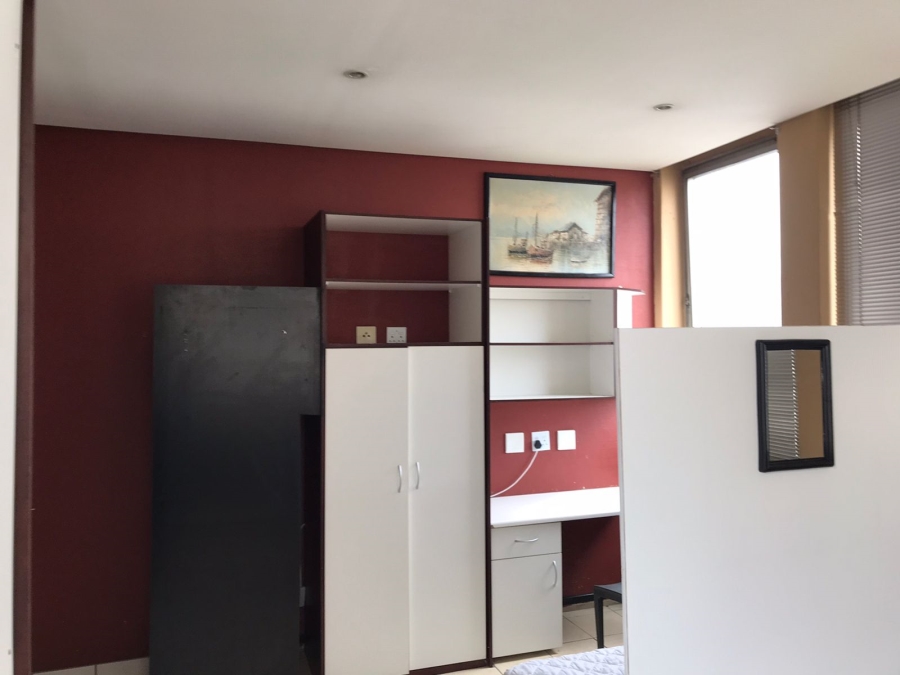 1 Bedroom Property for Sale in Braamfontein Gauteng