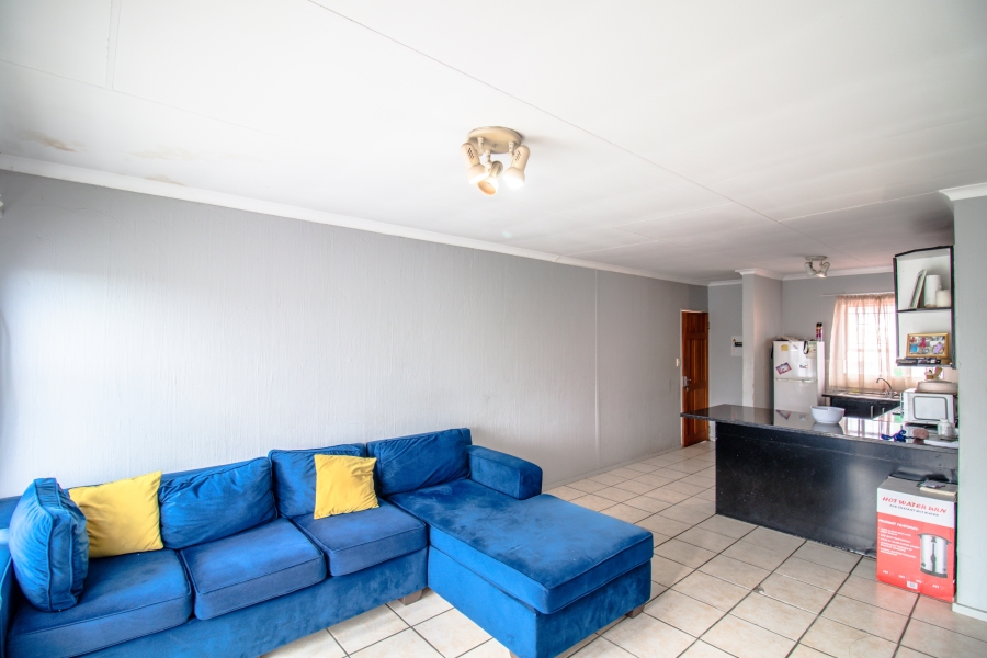 2 Bedroom Property for Sale in Vorna Valley Gauteng