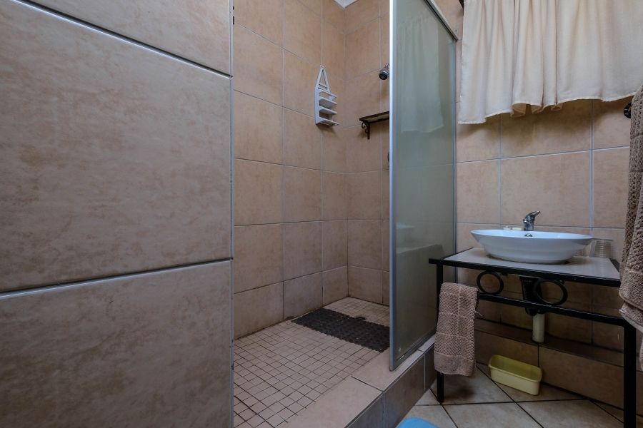 3 Bedroom Property for Sale in Nooitgedacht Gauteng