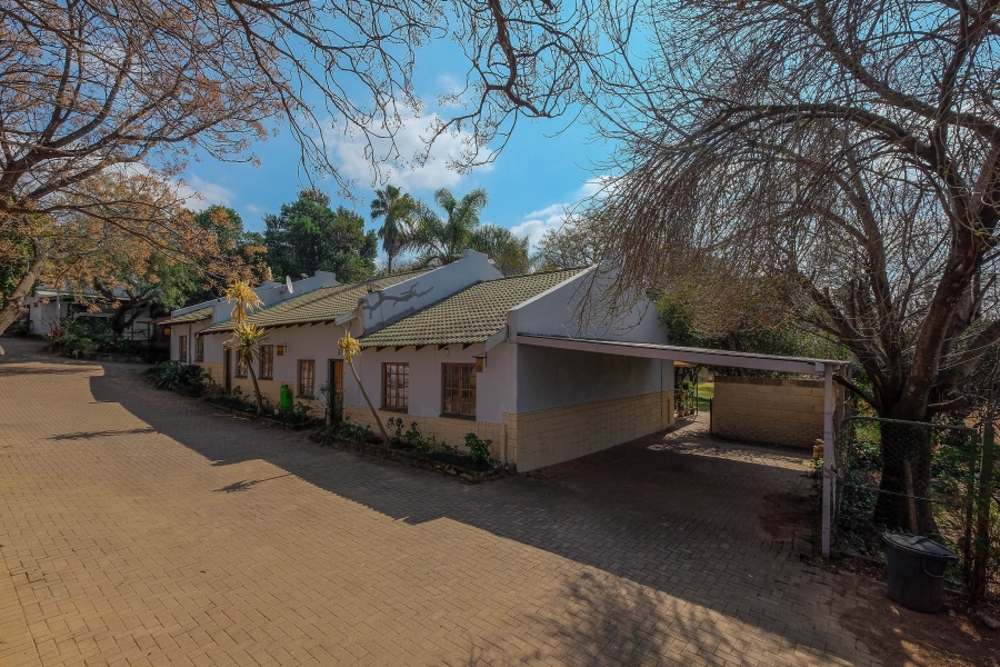 3 Bedroom Property for Sale in Nooitgedacht Gauteng