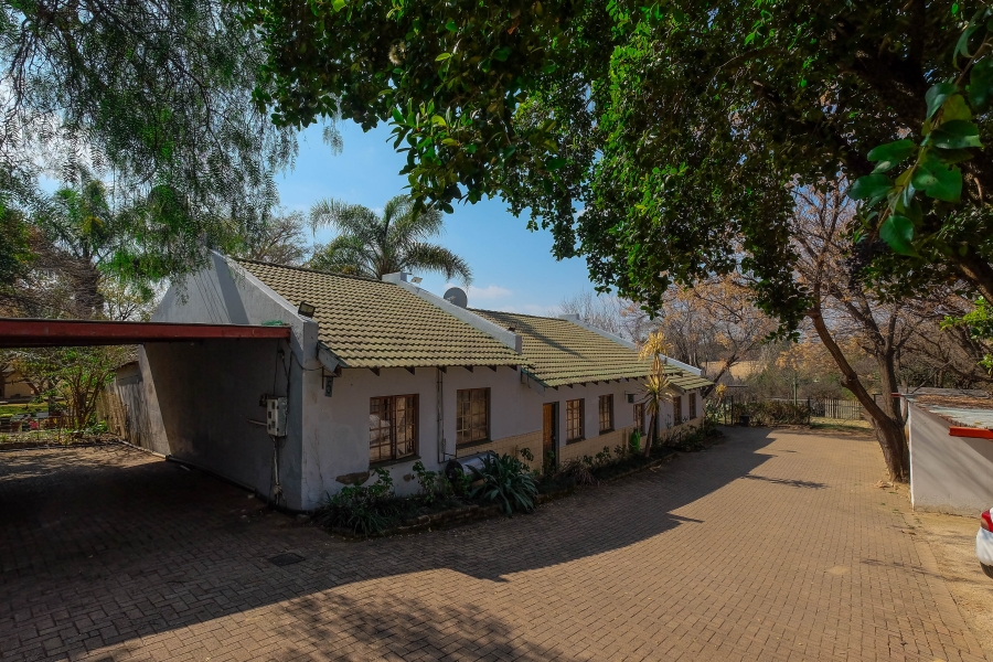 3 Bedroom Property for Sale in Nooitgedacht Gauteng
